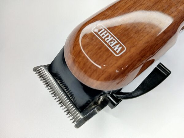 Digital Battery Display WERHL Cordless Hair Clipper - Image 5