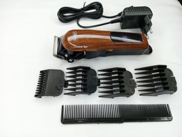 Digital Battery Display WERHL Cordless Hair Clipper - Image 2