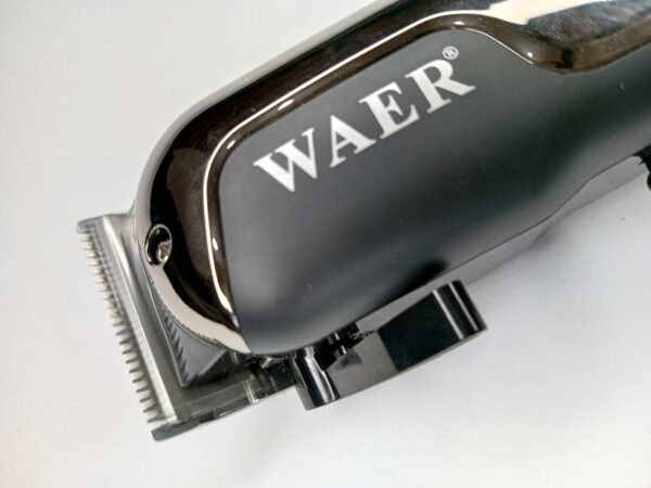 LCD Display Rechargeable Waer Hair Clipper - Image 4